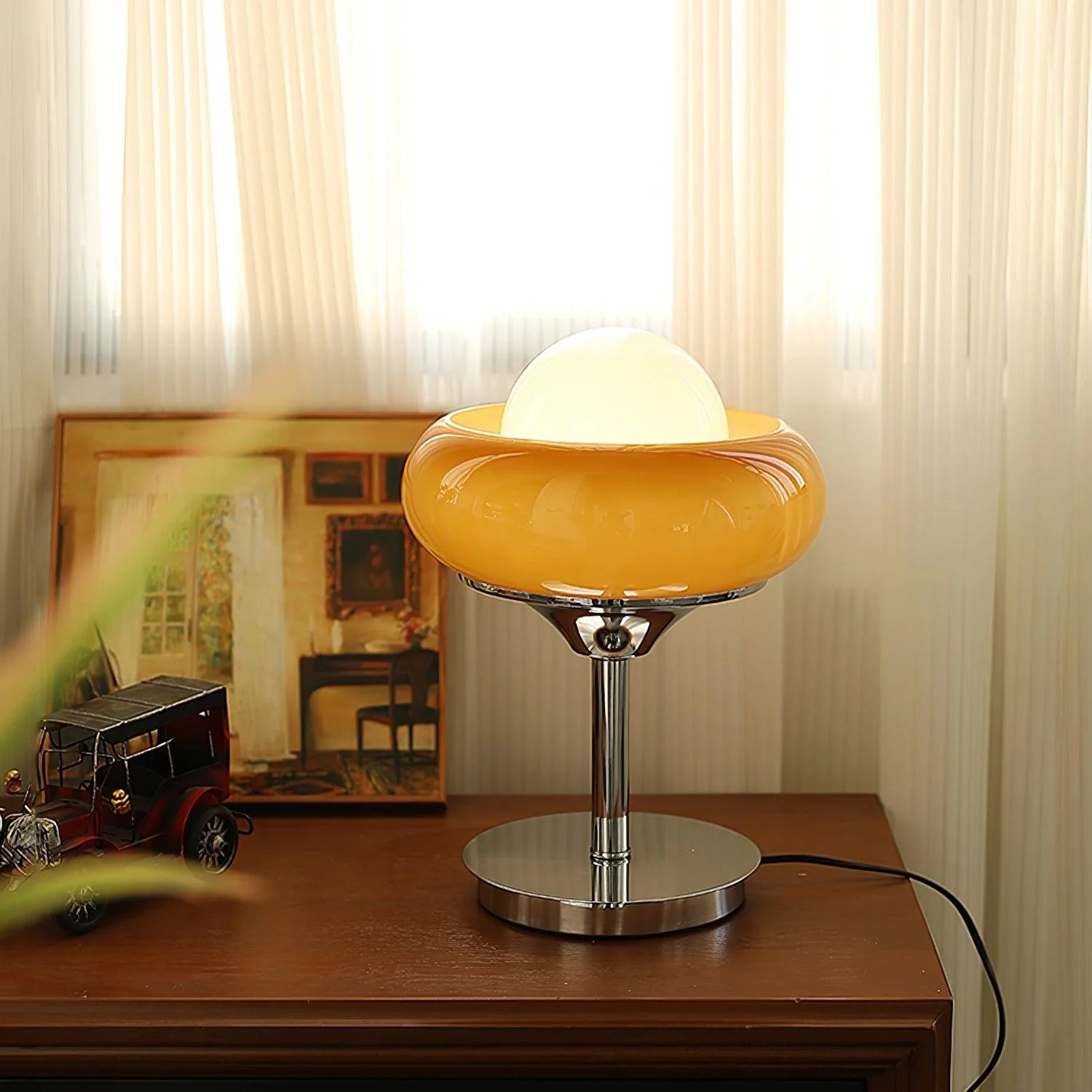 Meblo Guzzini Tart Table Lamp